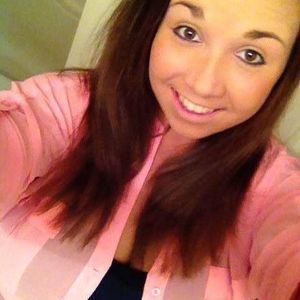 Meet your Posher, Kelli